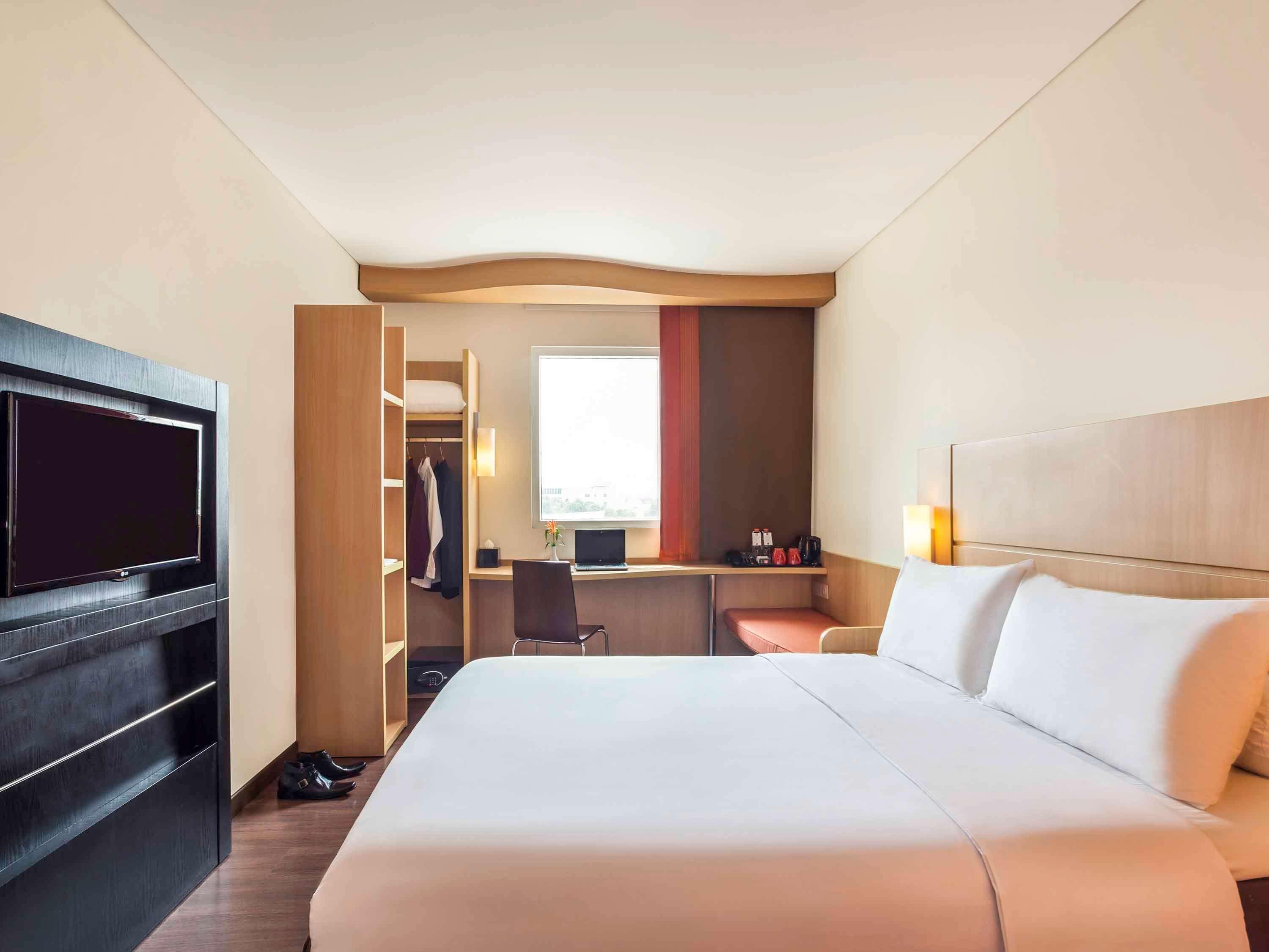 Ibis Surabaya City Center Eksteriør bilde