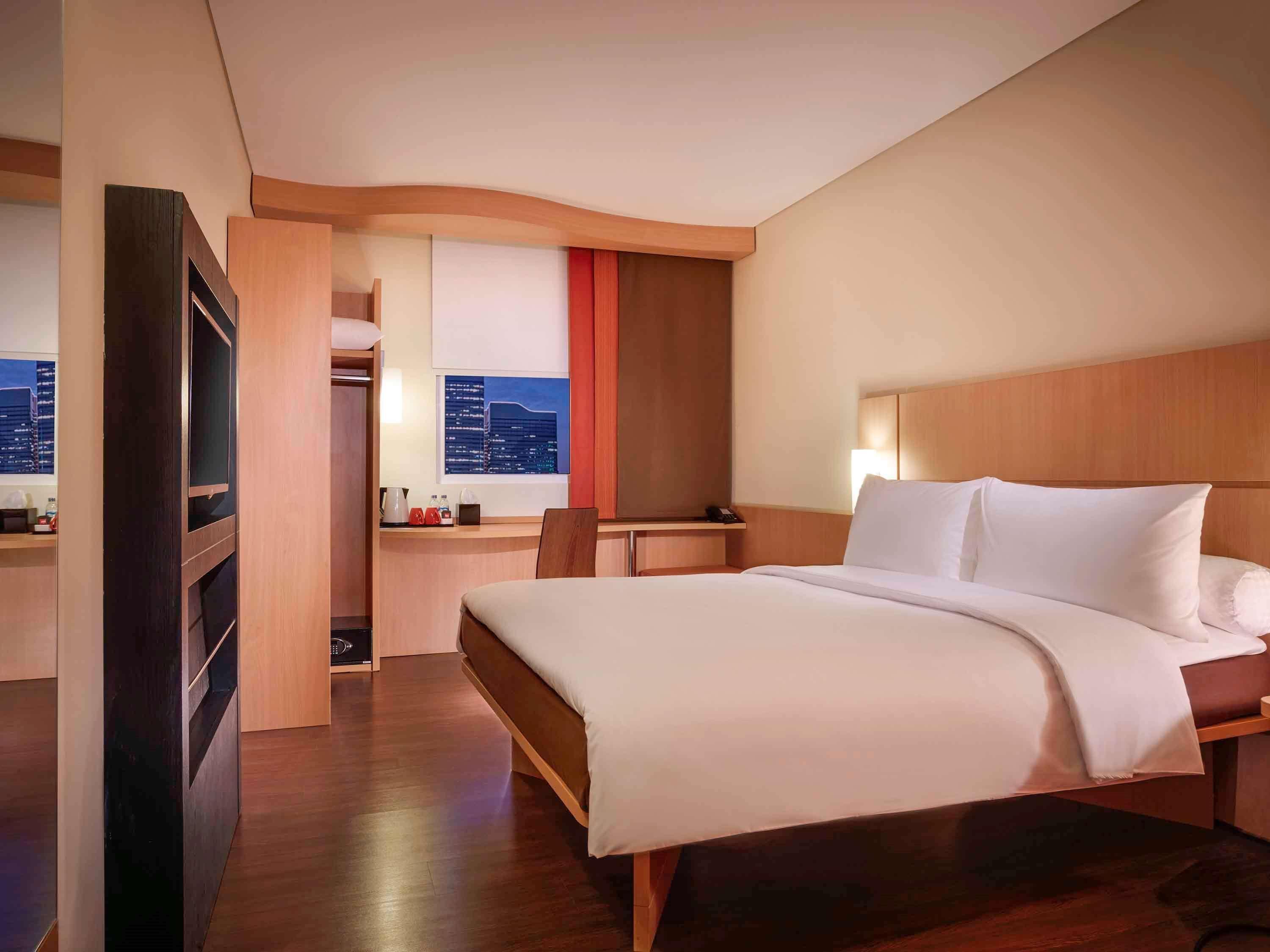 Ibis Surabaya City Center Eksteriør bilde